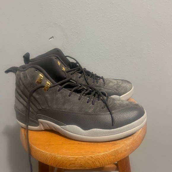 Jordan Black and Gray Athletic Shoes Retro 12 Dark Grey Authentic - Picture 5 of 9